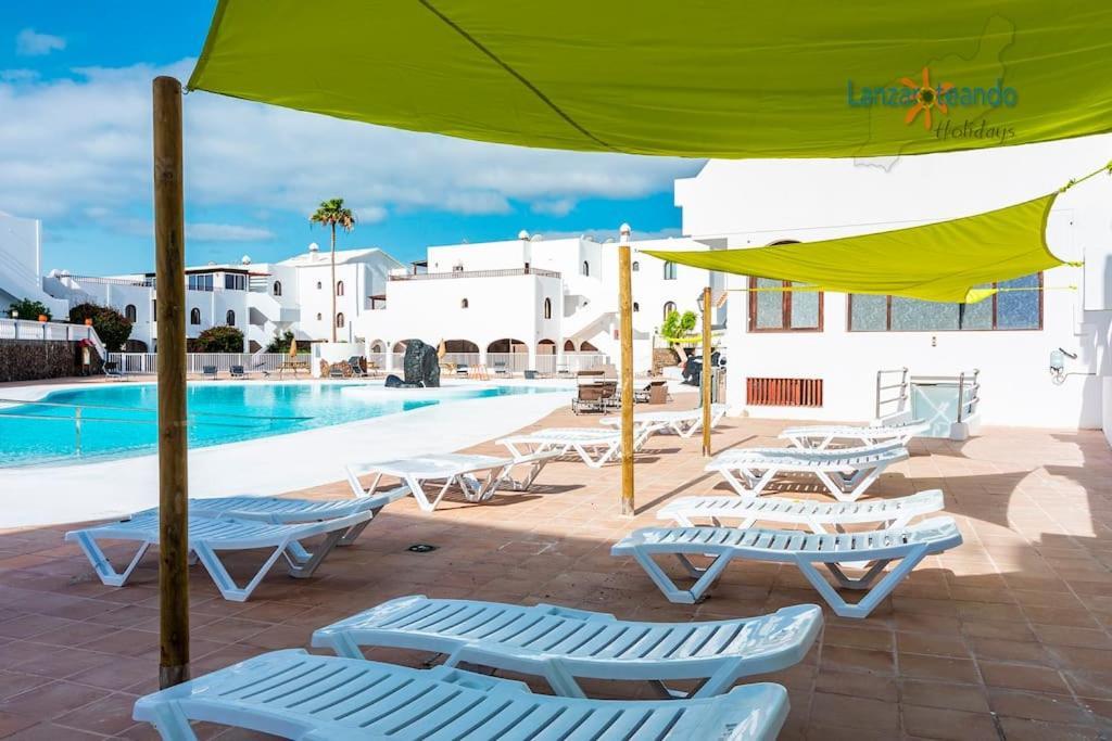 Vivienda Vacacional Papillon Costa Teguise Exterior foto